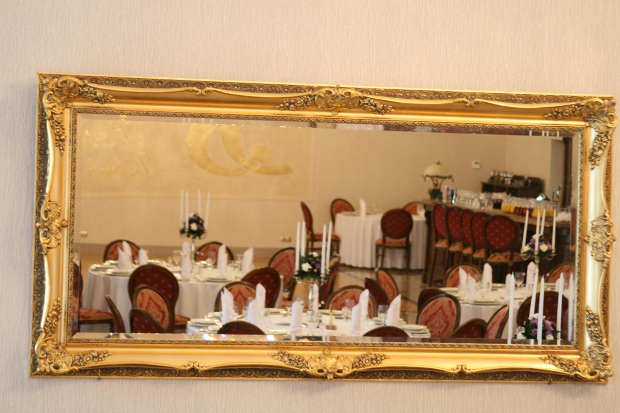 Hotel Jakub Sobieski Oława Esterno foto